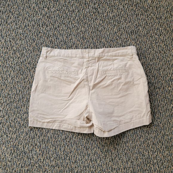 Old Navy Tan Every Day Relaxed Fit Short Size 8 - Picture 9 of 10